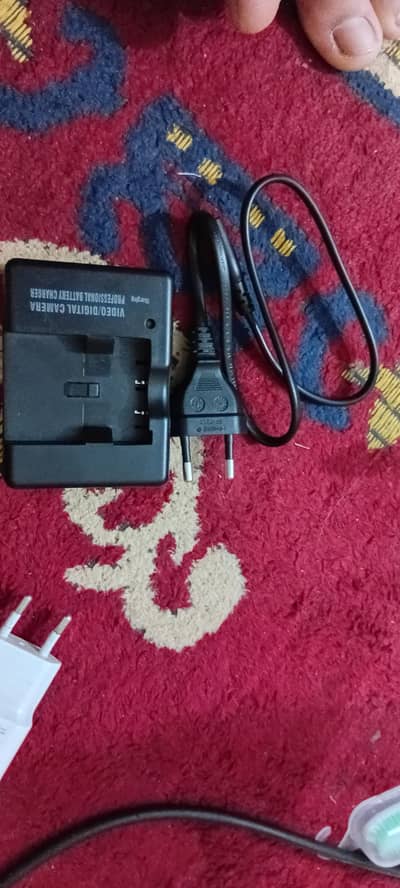 Camera battries charger