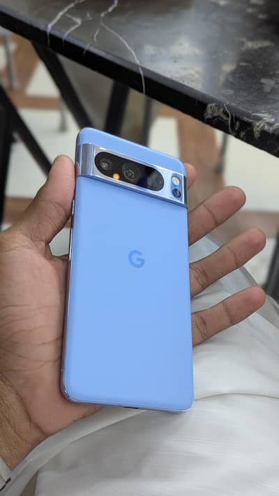 Google Pixel 8 Pro