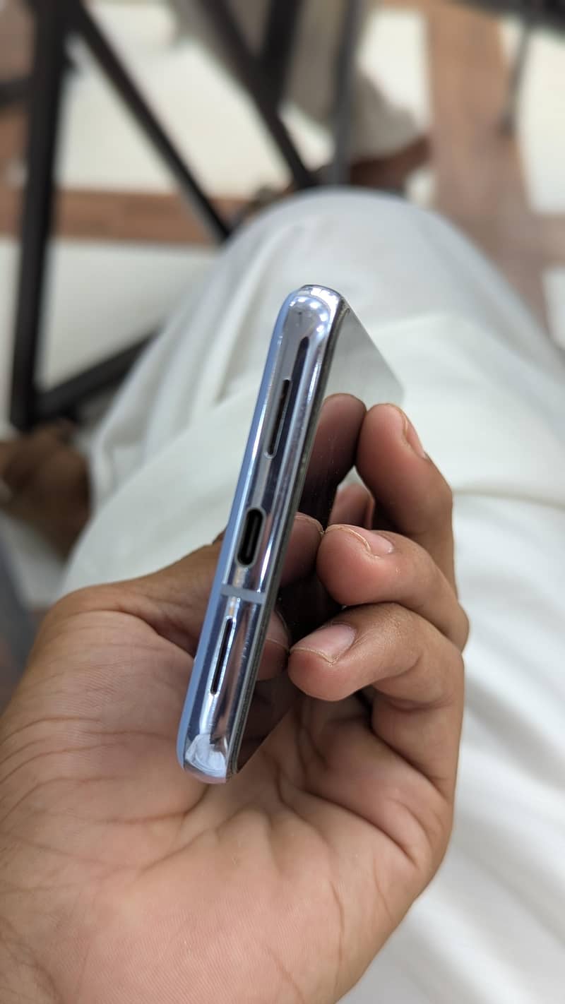 Google Pixel 8 Pro 3