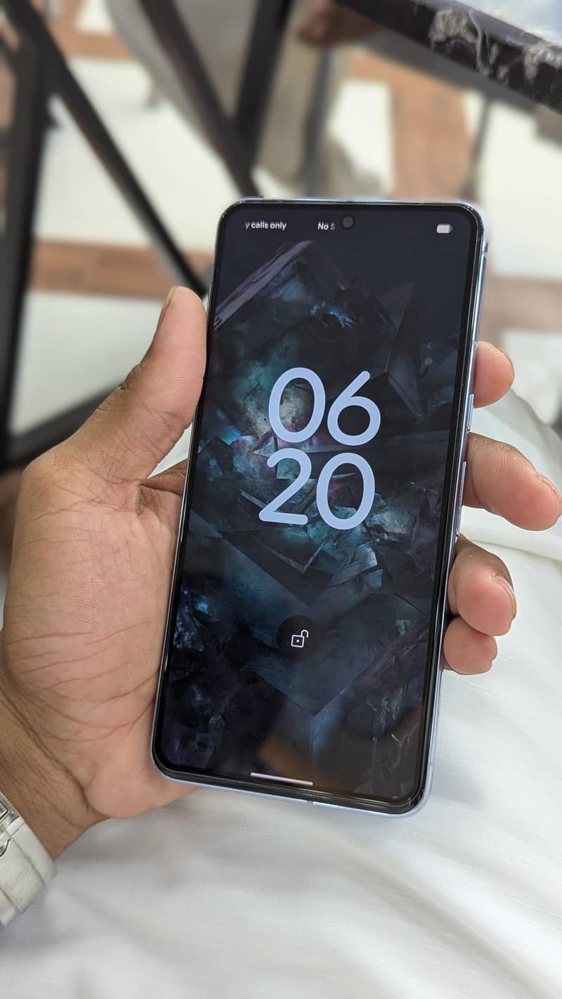 Google Pixel 8 Pro 4