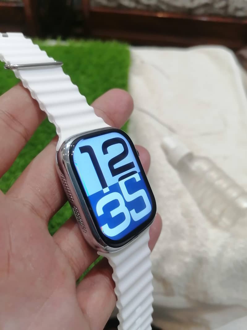 amoled display smart watch 0