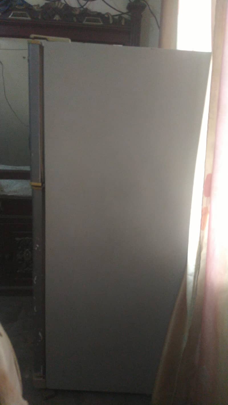 fridge 0