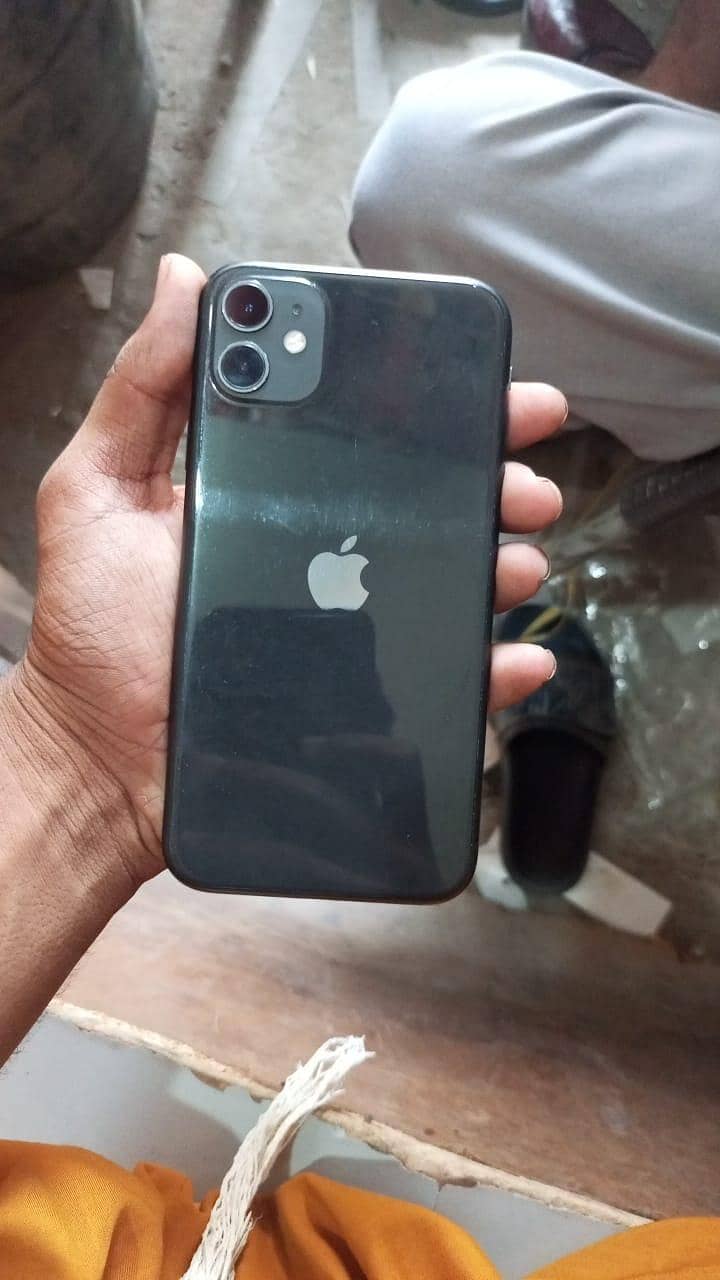 Apple iPhone 11 0