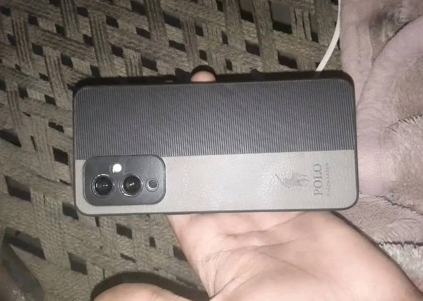 OnePlus 95G 2