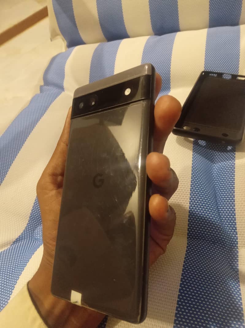 Google Pixel 6a 1