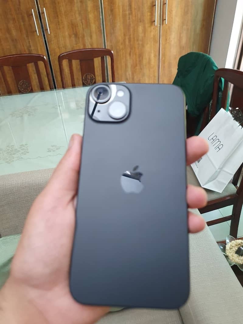 Apple iPhone 15 plus 0