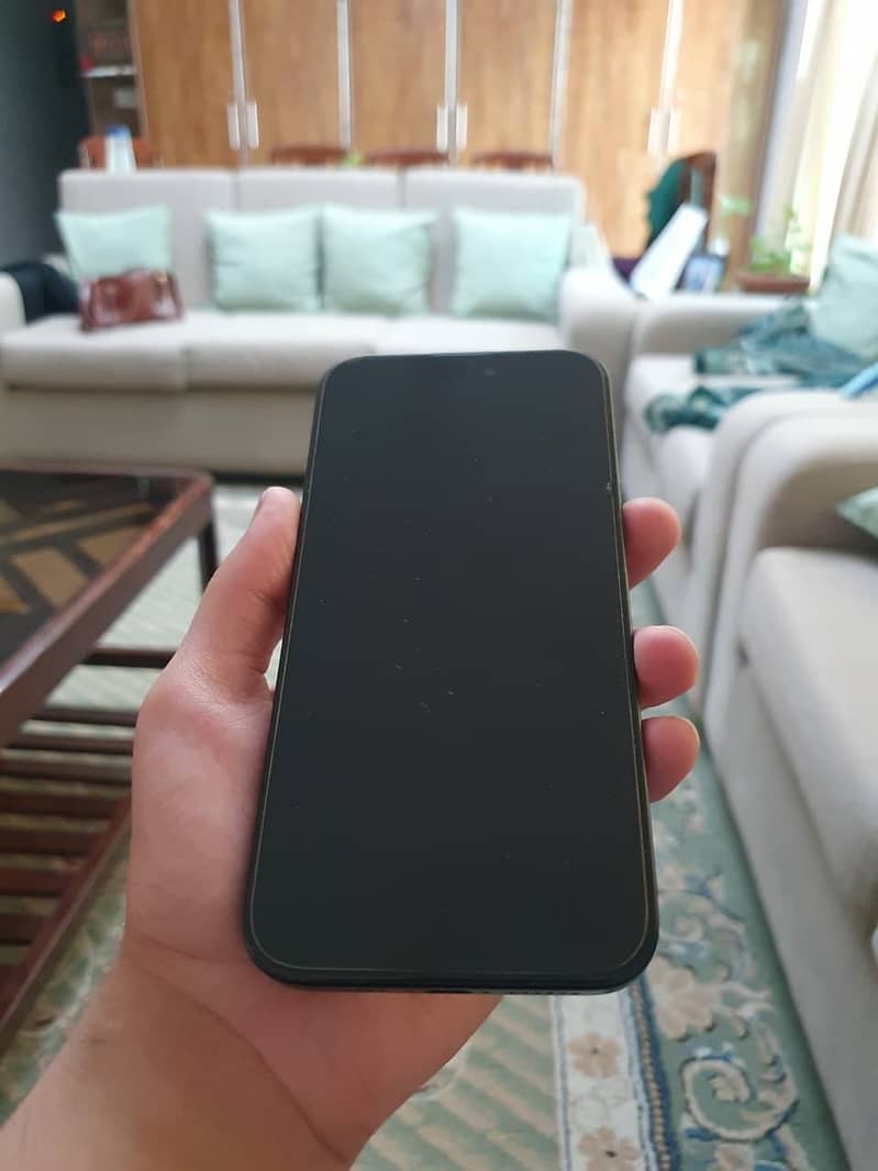 Apple iPhone 15 plus 1