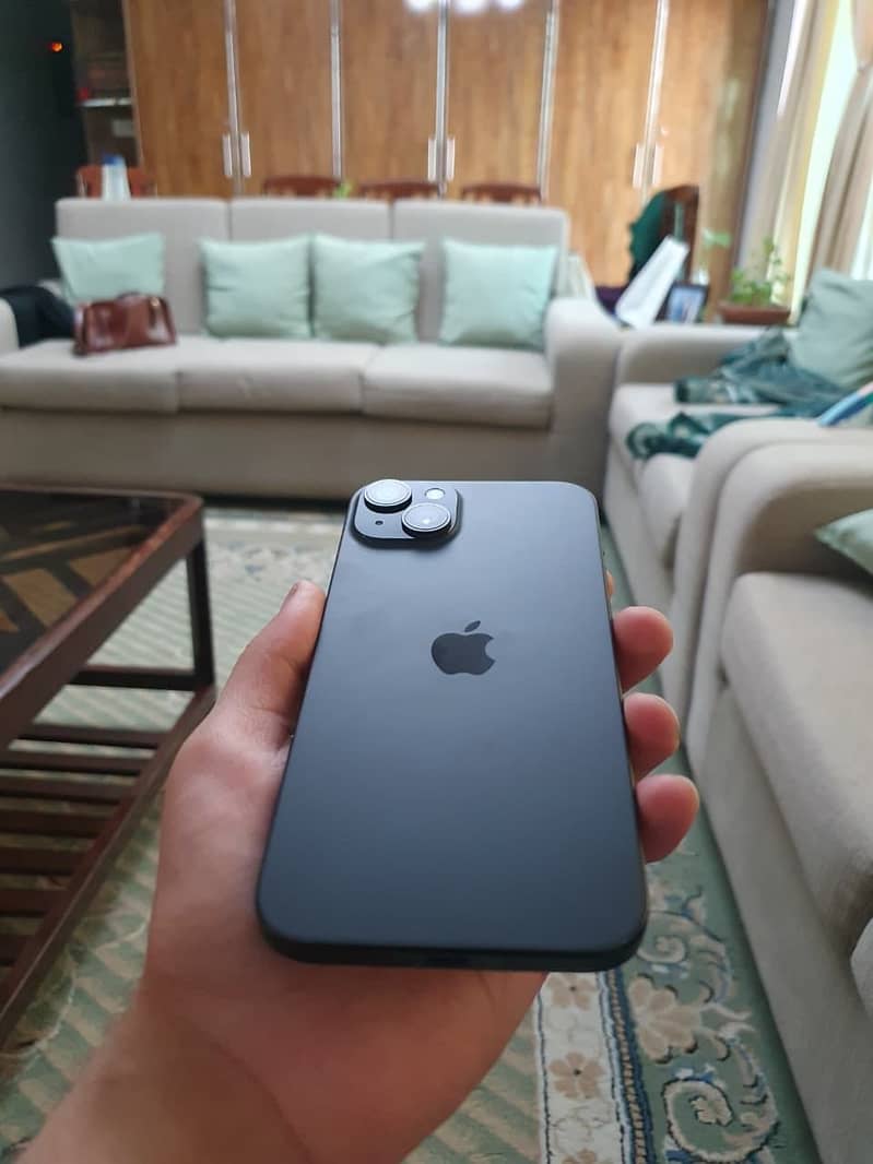 Apple iPhone 15 plus 4