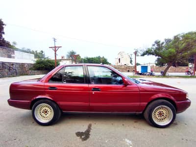 Nissan Sunny 1990