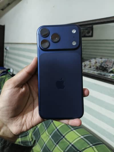 IPhone 17 Pro Max jv