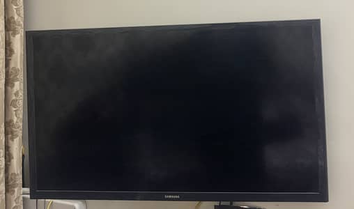 Samsung TV 32 inch