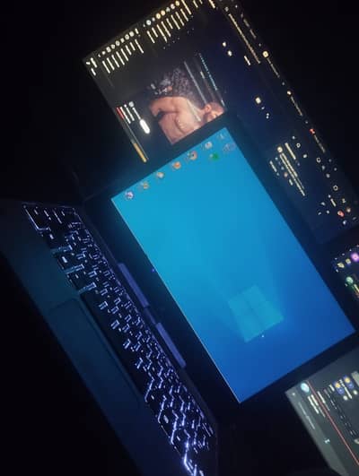 HP EliteBook Revolve 810 G3 Laptop + TABLET i7 5th gen 8gb RAM