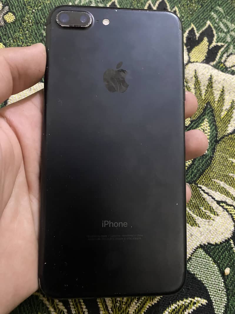 Apple iPhone 7 Plus 0