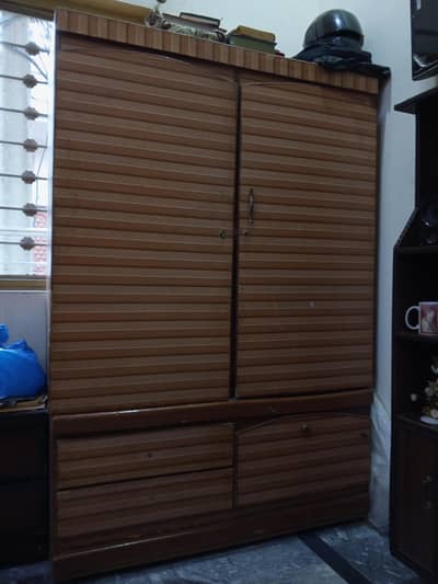 Strong Solid Wooden Wadrobe