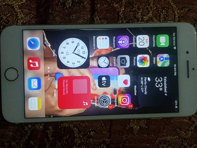 Apple iPhone 7 Plus 1
