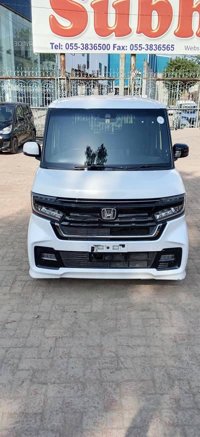 Honda N Box Custom 2022