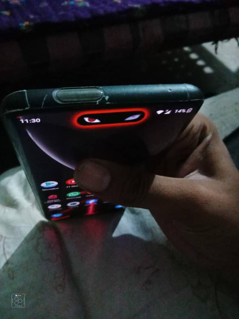 One Plus 7 Pro 4