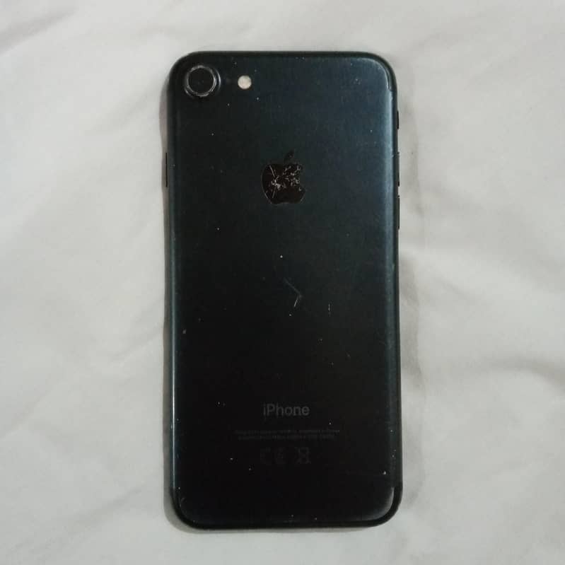 Apple iPhone 7 0