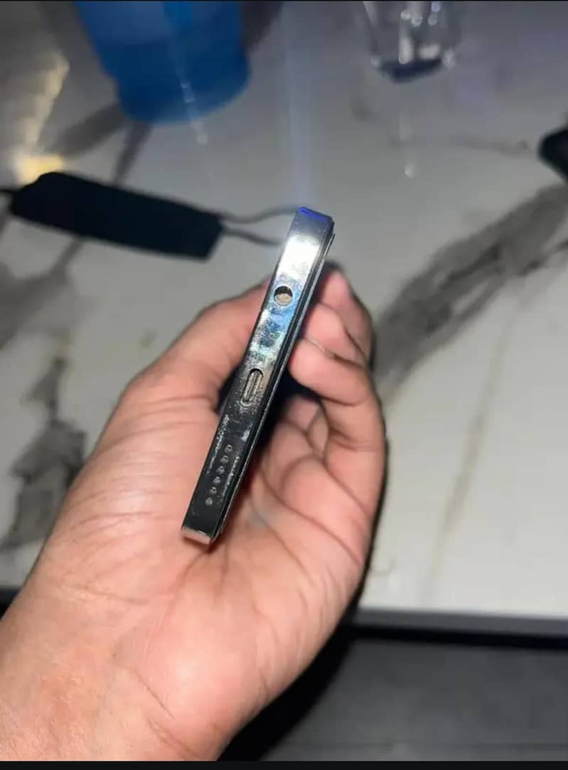 Tecno CAMON 20 1