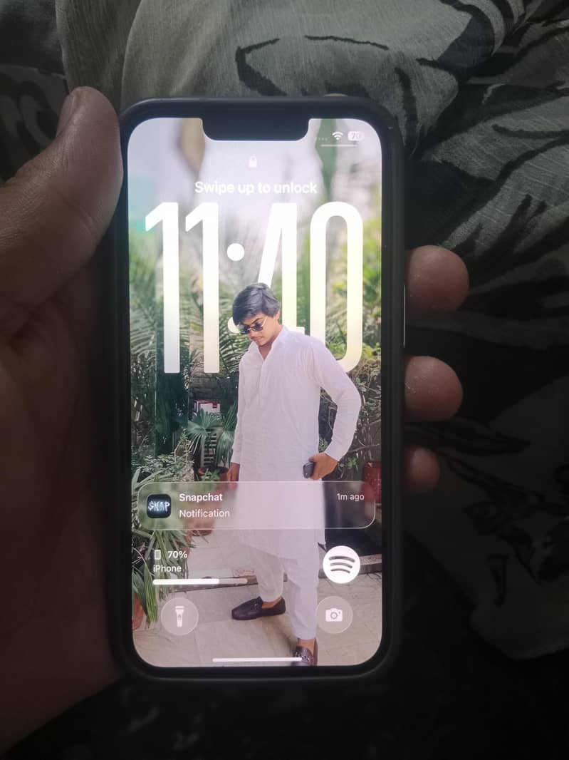 Apple iPhone 13 0