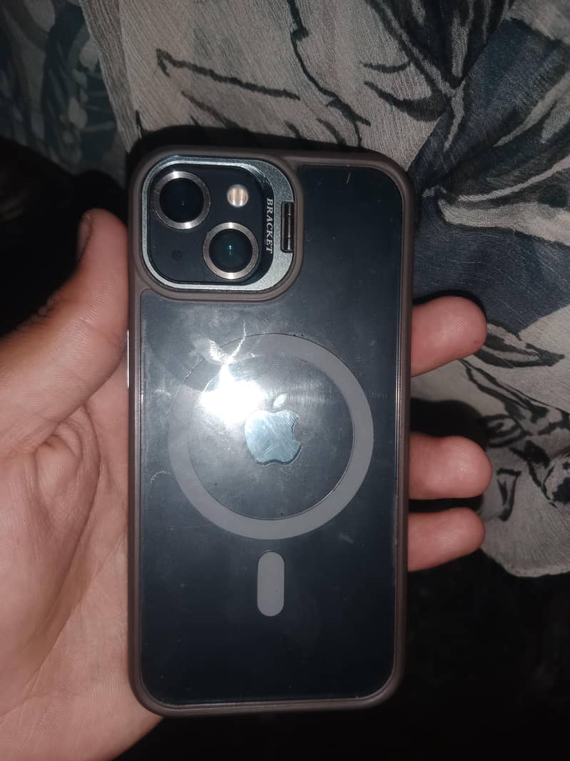 Apple iPhone 13 1