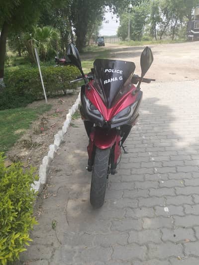 Kawasaki ninja replica 250cc just 4500 kilometers used