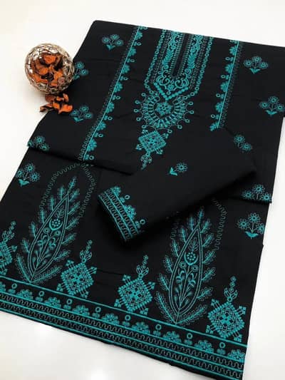 Beautiful Embroidered Cotton Lawn 2-Piece Suit