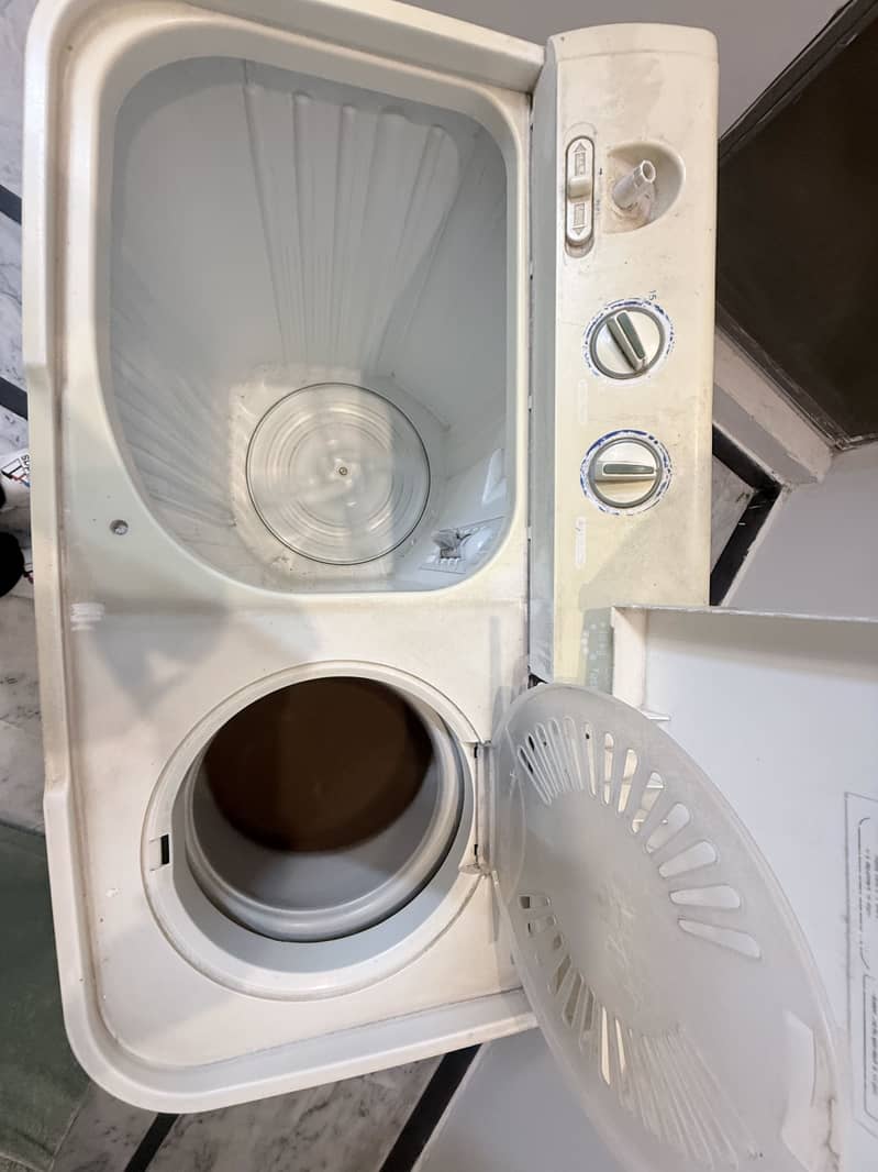 Wahing machine + Dryer 5
