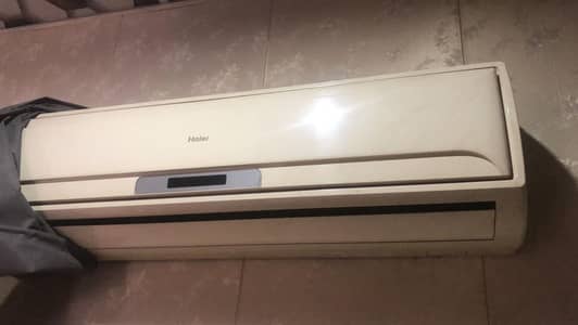 HAIER 1.5 Tons AC