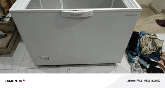 Waves Deep freezer