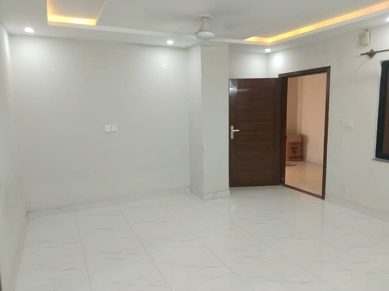 Flat for Rent 6