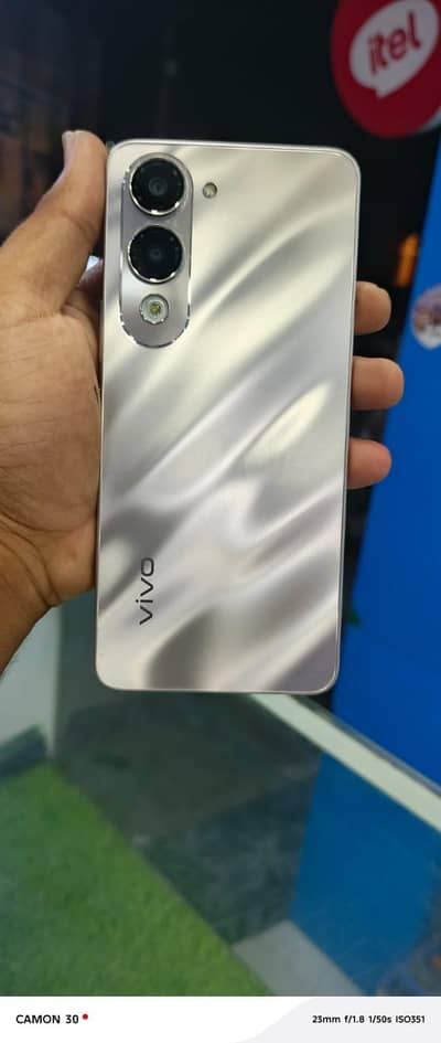 Vivo Y04