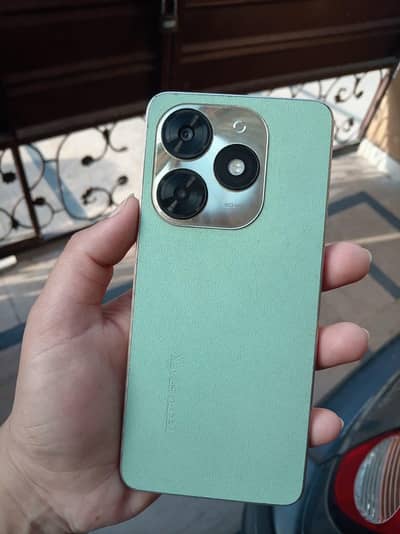 Tecno Spark 20C