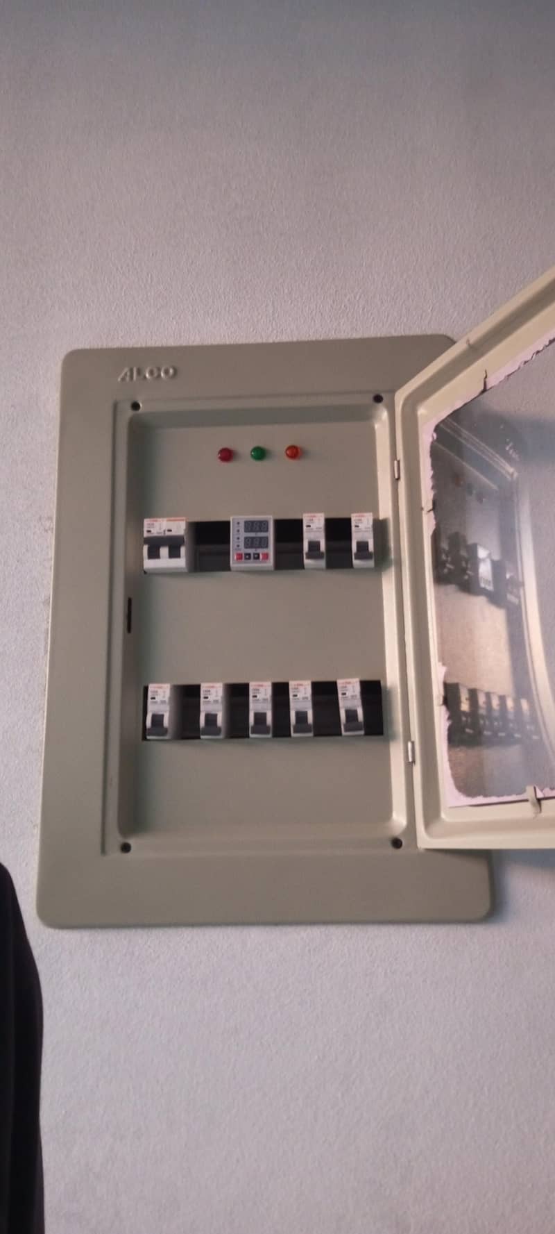electrical contractor 2