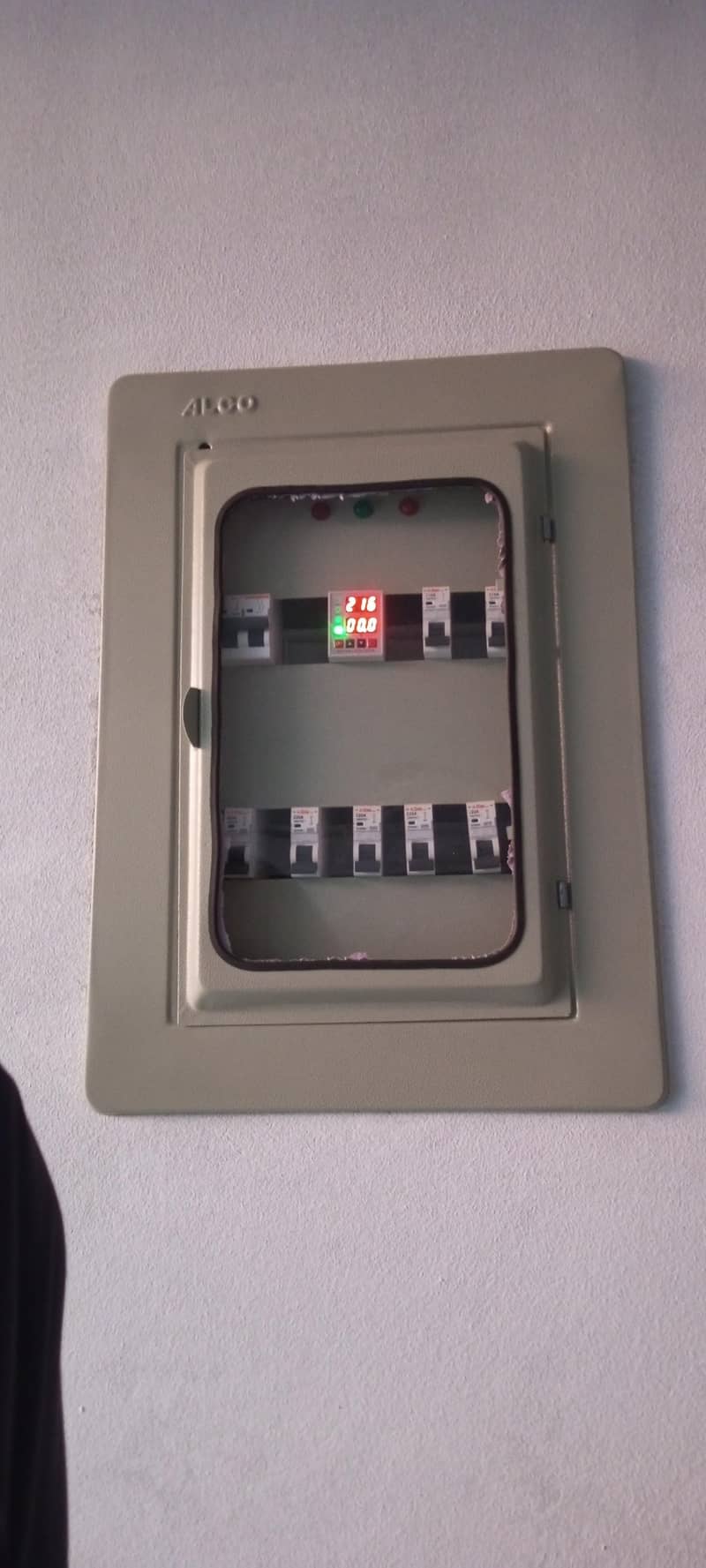 electrical contractor 3