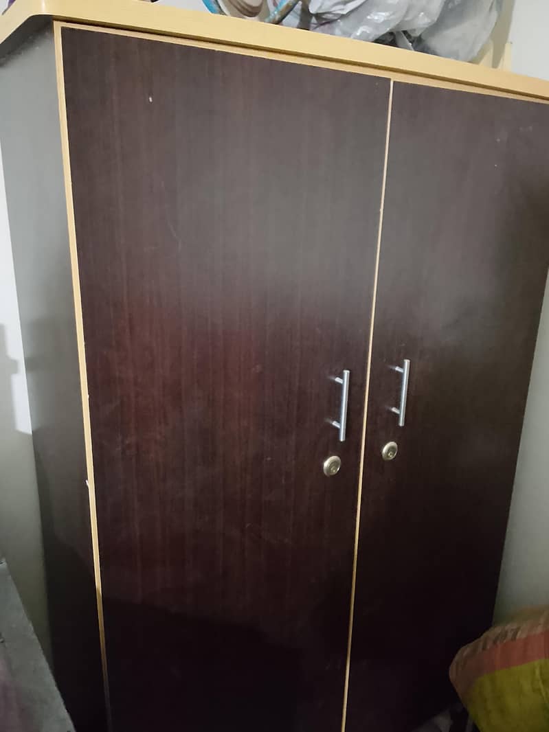Wardrobe 0