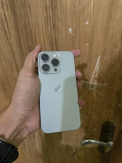 Apple iPhone 15 Pro