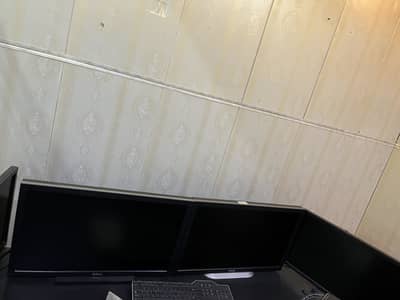 4LCD for sale