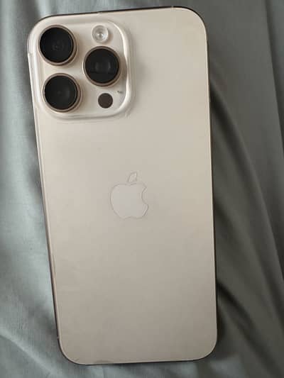 Apple iPhone 16 Pro Max