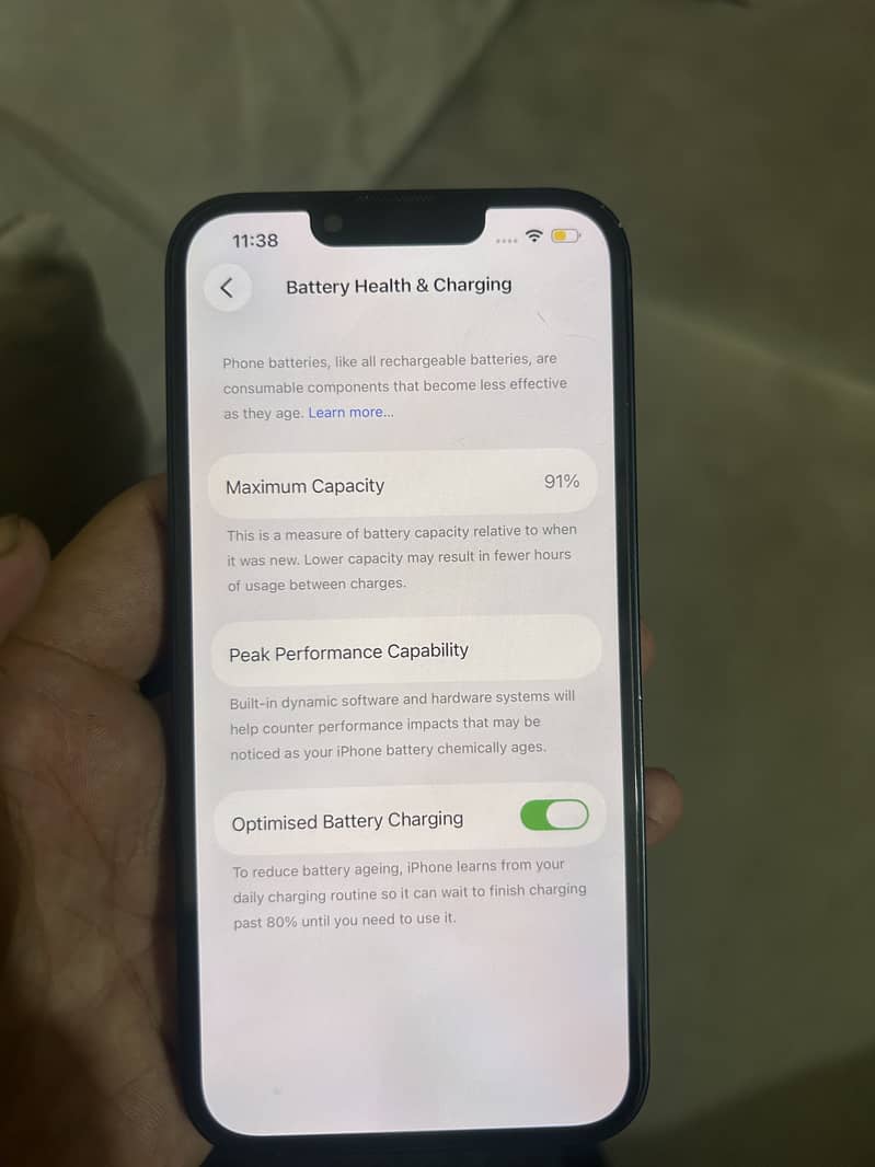 Apple iPhone 13 5