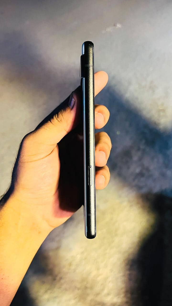 Google Pixel 6a 4