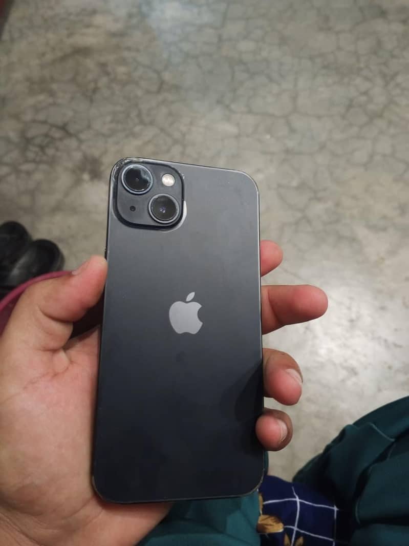 Apple iPhone 13 0