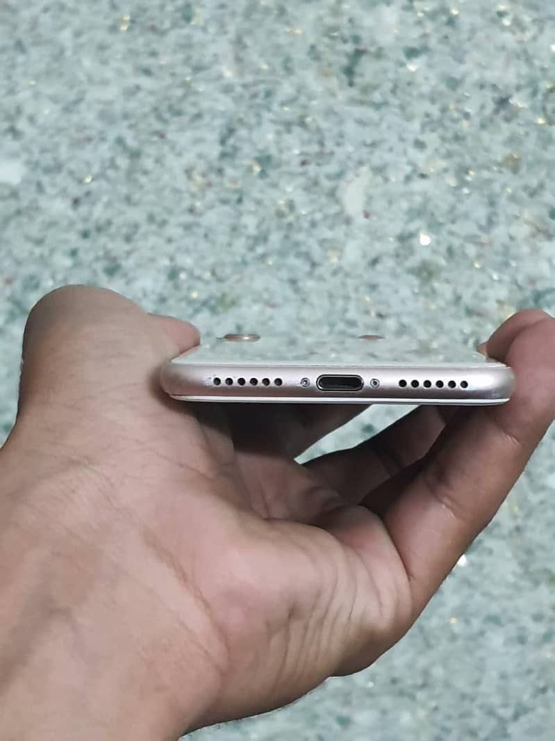 Apple iPhone 8 2