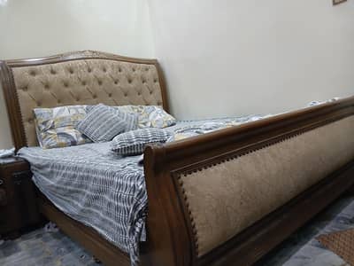 Wooden Bed & Dressing Table for Sale