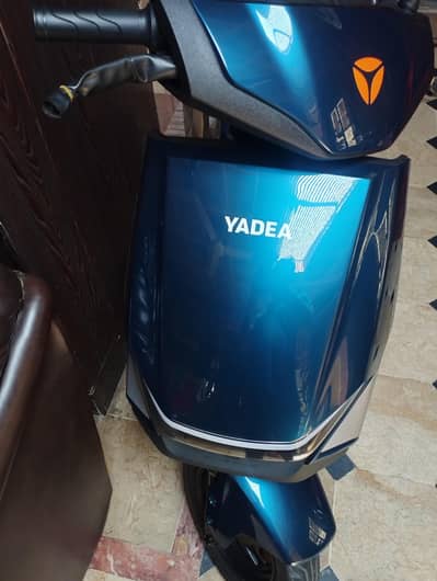 yadea Rubin lash new scooty ha 200km drive hoi abi