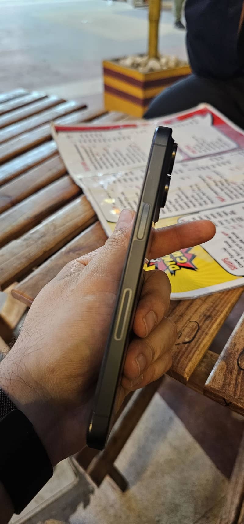 iPhone 15 Pro Max 5