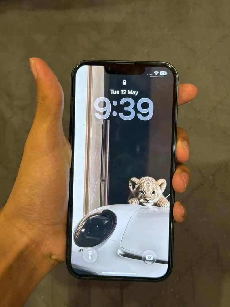 Apple iPhone 13 1