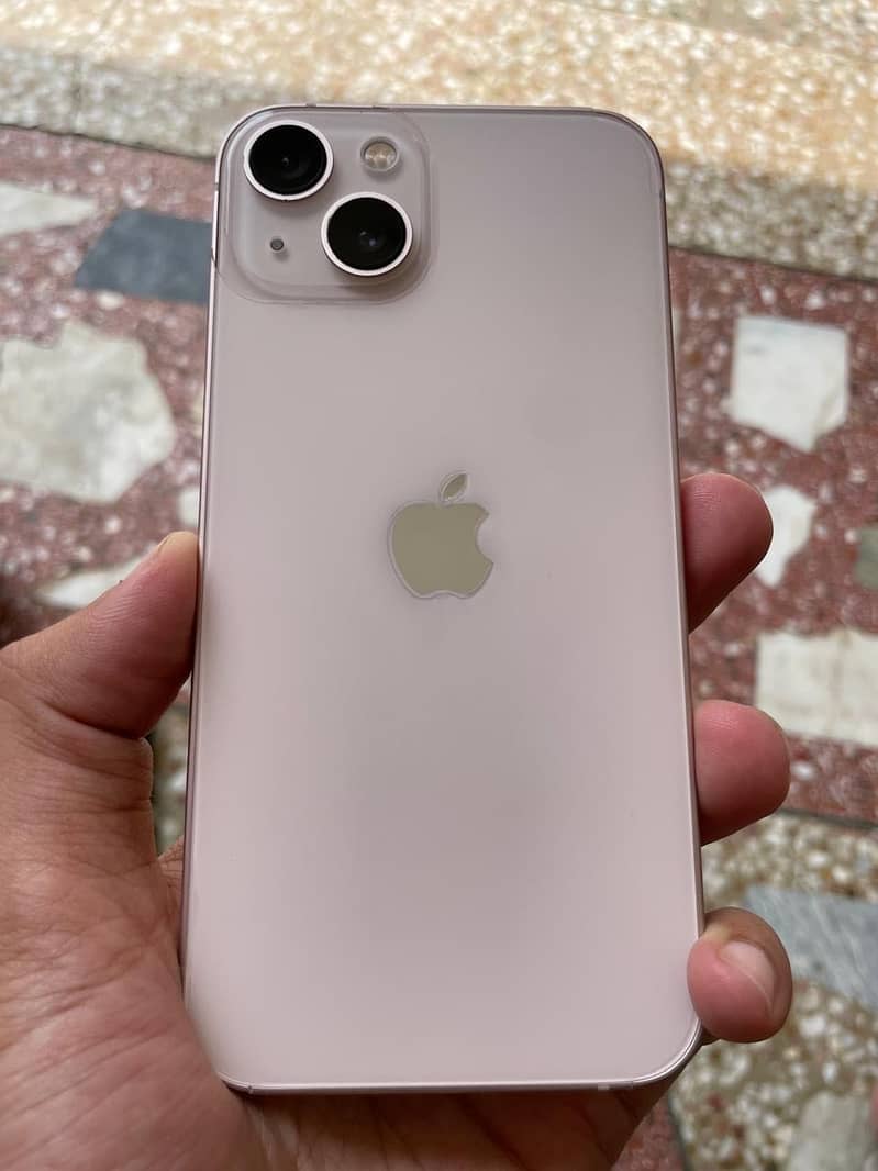 Apple iPhone 13 0