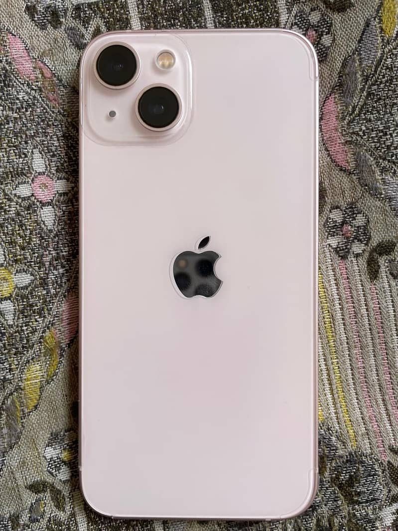 Apple iPhone 13 5