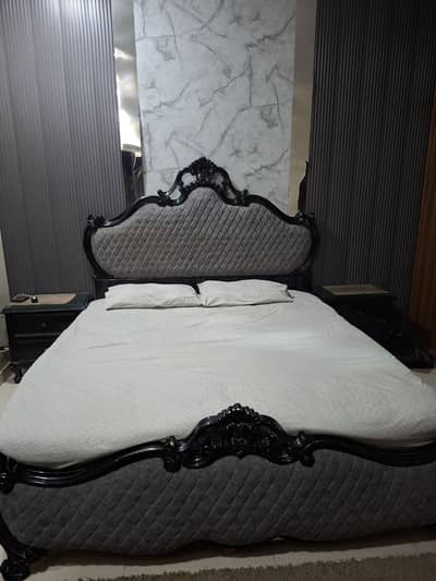 sheesham wood king size bed set with divider and wardrobe